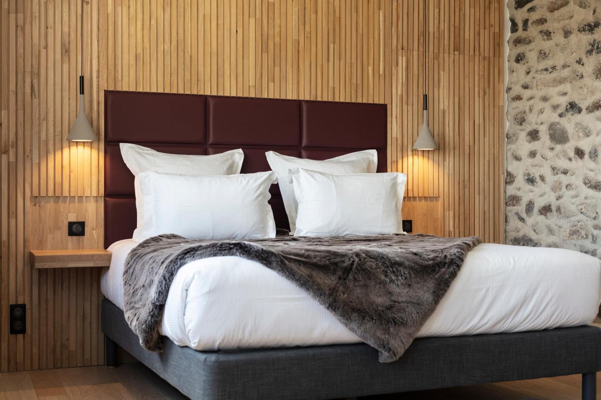 Hotel & Restaurant Origines Par Adrien Descouls - Teritoria Le Broc  Habitación foto